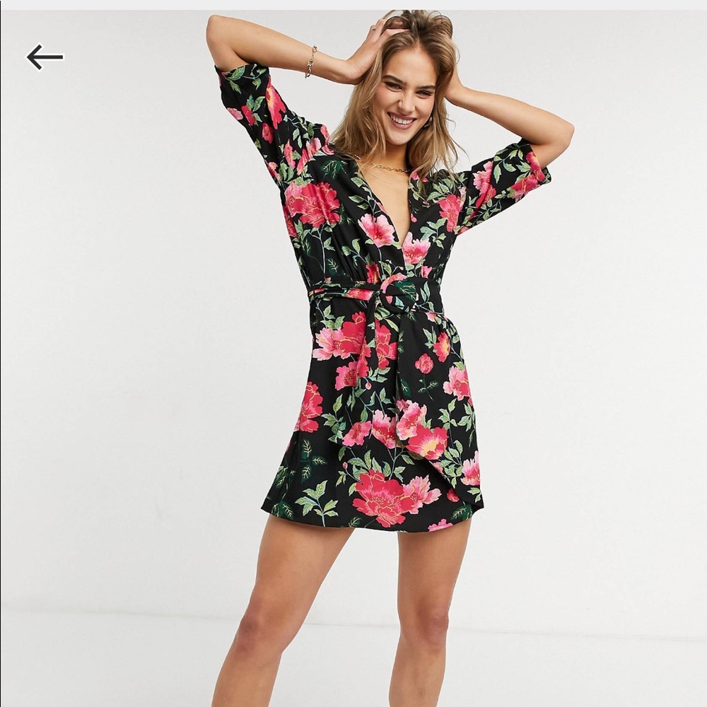 Only- Floral print mini dress- size small